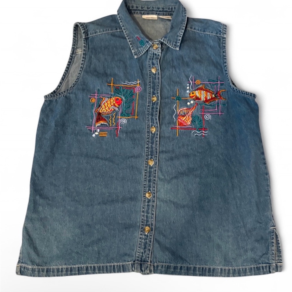 Vintage 80’s Cabin Creek fish denim vest